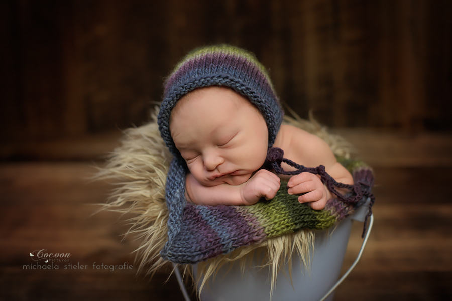 Michaela Stieler Kinder cocoon pictures Kinderfotografie Fotograf Neugeborene Babyfotografie Bremen Oldenburg Hamburg Verden Hannover Baby Neugeborenenfotografie Kinderfotos Fotografie Babyfotos