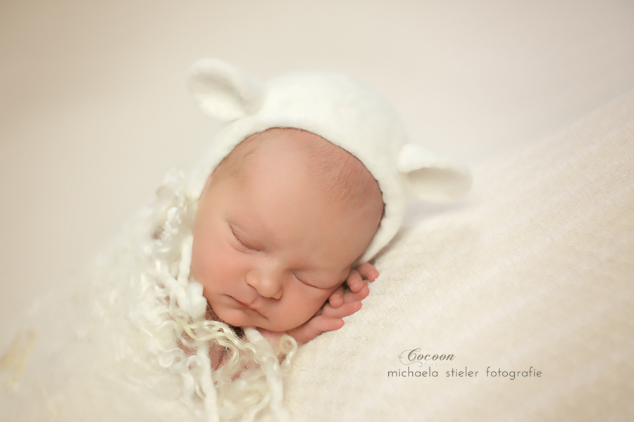 Neugeborenenfotografie Bremen Hamburg Oldenburg Hannover Babyfotografie Michaela Stieler Babyfotos