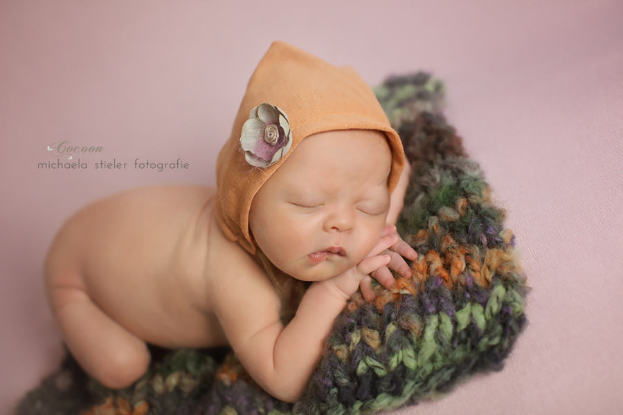 Michaela Stieler Kinder cocoon pictures Kinderfotografie Fotograf Neugeborene Babyfotografie Bremen Oldenburg Hamburg Verden Hannover Baby Neugeborenenfotografie Kinderfotos Fotografie Babyfotos