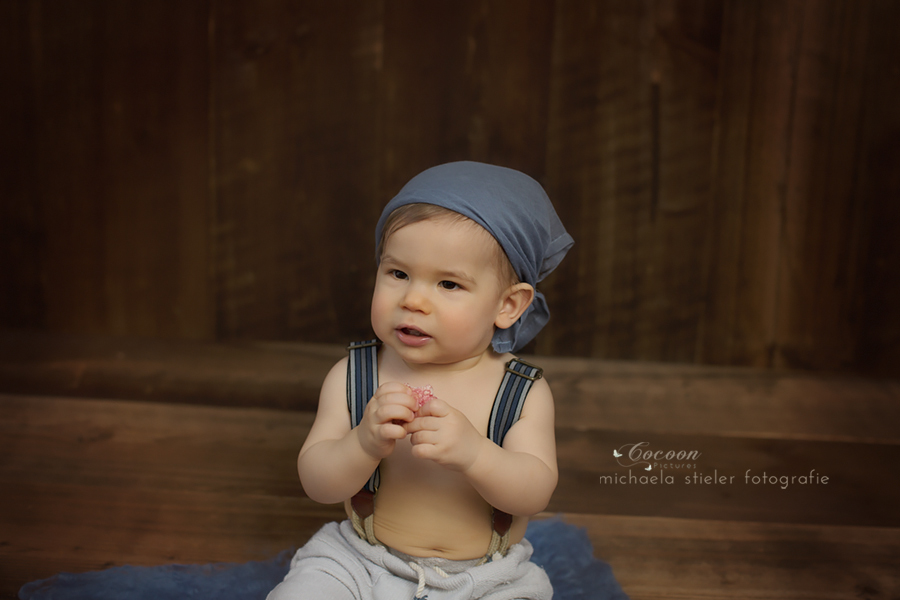 Michaela Stieler Kinder cocoon pictures Kinderfotografie Fotograf Neugeborene Babyfotografie Bremen Oldenburg Hamburg Verden Hannover Baby Neugeborenenfotografie Kinderfotos Fotografie Babyfotos