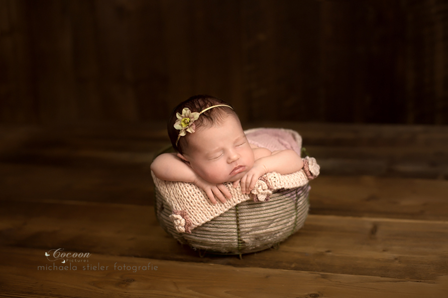 Michaela, Stieler, Kinder, cocoon, pictures, Kinderfotografie, Fotograf, Neugeborene, Neugeborenenfotografin, Babyfotografie, Bremen, Oldenburg, Hamburg, Verden, Hannover, Baby, Neugeborenenfotografie, Kinderfotos, Fotografie, Babyfotos