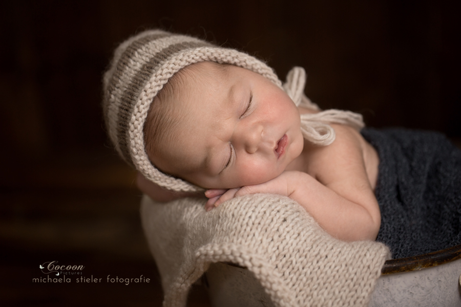 Michaela, Stieler, Kinder, cocoon, pictures, Kinderfotografie, Fotograf, Neugeborene, Neugeborenenfotografin, Babyfotografie, Bremen, Oldenburg, Hamburg, Verden, Hannover, Baby, Neugeborenenfotografie, Kinderfotos, Fotografie, Babyfotos