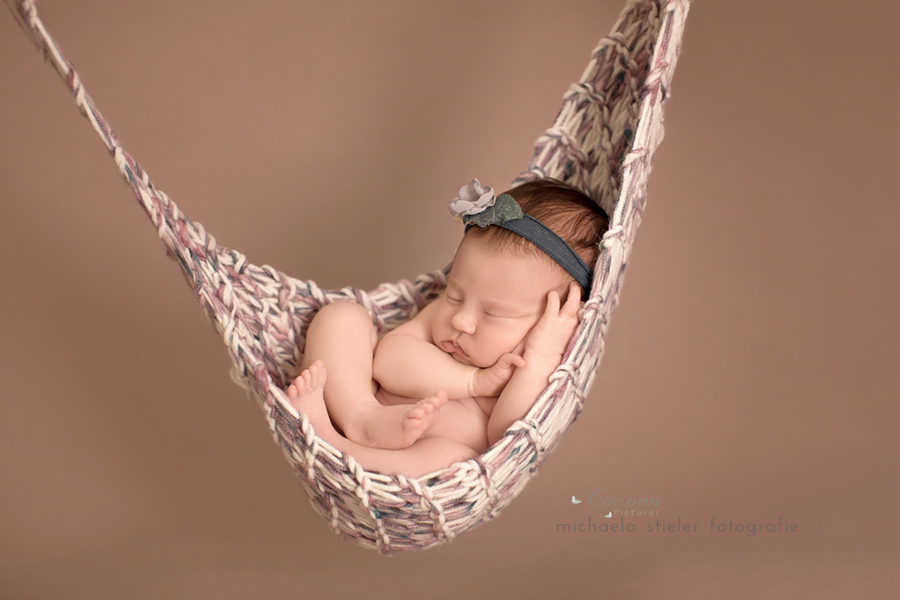 Michaela, Stieler, Kinder, cocoon, pictures, Kinderfotografie, Fotograf, Neugeborene, Neugeborenenfotografin, Babyfotografie, Bremen, Oldenburg, Hamburg, Verden, Hannover, Baby, Neugeborenenfotografie, Kinderfotos, Fotografie, Babyfotos