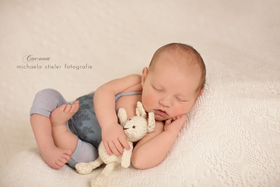 Michaela, Stieler, Kinder, cocoon, pictures, Kinderfotografie, Fotograf, Neugeborene, Neugeborenenfotografin, Babyfotografie, Bremen, Oldenburg, Hamburg, Verden, Hannover, Baby, Neugeborenenfotografie, Kinderfotos, Fotografie, Babyfotos