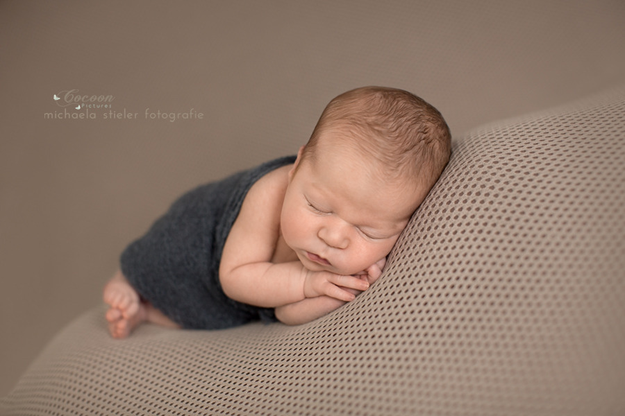 Michaela, Stieler, Kinder, cocoon, pictures, Kinderfotografie, Fotograf, Neugeborene, Neugeborenenfotografin, Babyfotografie, Bremen, Oldenburg, Hamburg, Verden, Hannover, Baby, Neugeborenenfotografie, Kinderfotos, Fotografie, Babyfotos