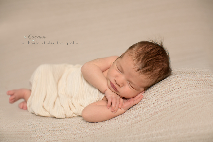 Michaela, Stieler, Kinder, cocoon, pictures, Kinderfotografie, Fotograf, Neugeborene, Neugeborenenfotografin, Babyfotografie, Bremen, Oldenburg, Hamburg, Verden, Hannover, Baby, Neugeborenenfotografie, Kinderfotos, Fotografie, Babyfotos